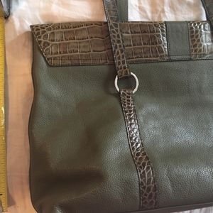 Olive Green Leather Secondhand Purse